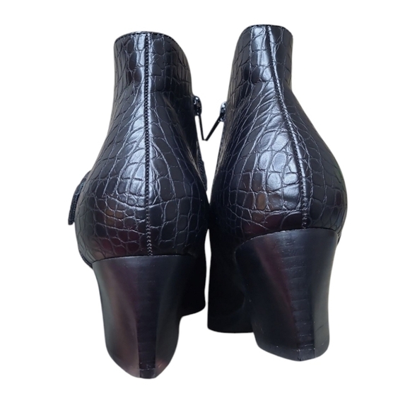 Baretraps Lexis Block Heel Bootie Black Size 7 1/2 Medium - Picture 8 of 15